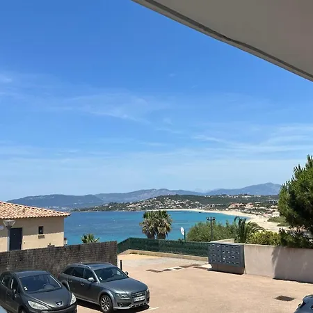 Vue & A Pied Apartman Pietrosella